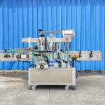 High speed automatic double side bottle labeling machine Shampoo Perfume Dropper Glass Round Jar Bottle Tin Can Labeler manufacturer