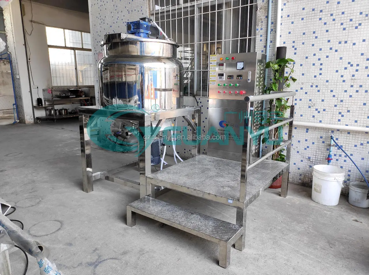 chemical mixer